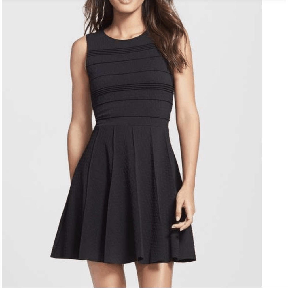 Ivanka Trump Textured Ponte Fit & Flare Dress. Black. size 8.